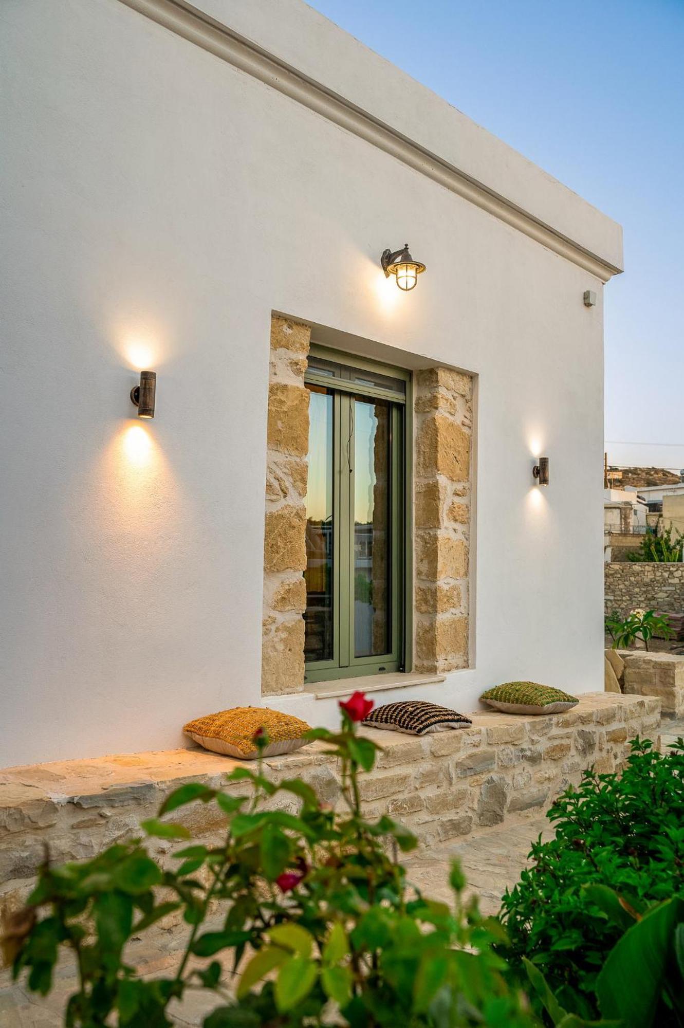 Papadia Luxury Apartments Pitsidia Eksteriør bilde
