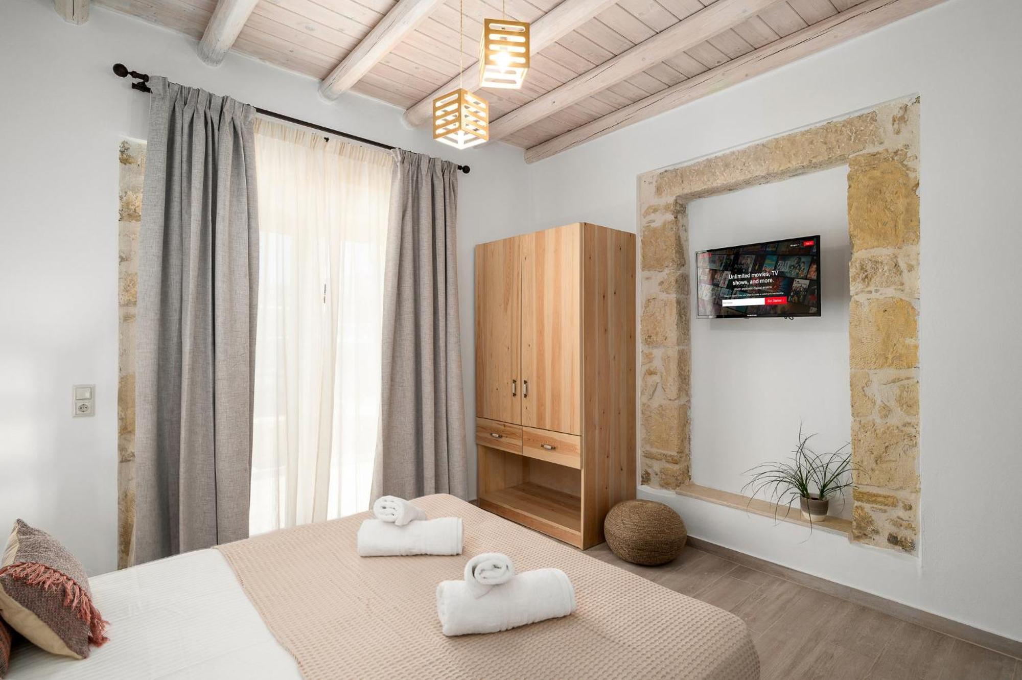 Papadia Luxury Apartments Pitsidia Eksteriør bilde